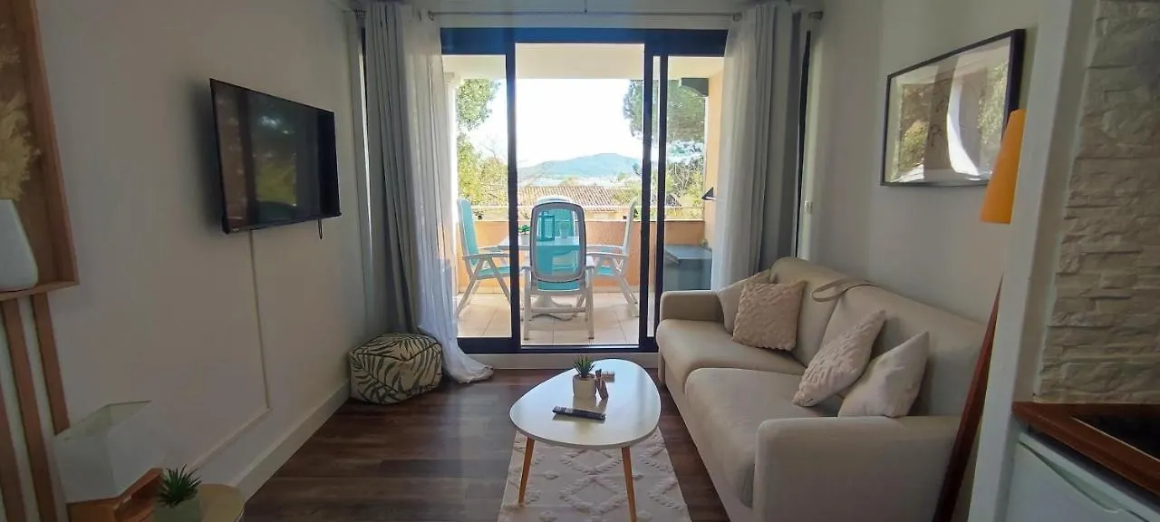 Chez Adriana Studio Vue Mer Avec Piscine Grimaud 0*,